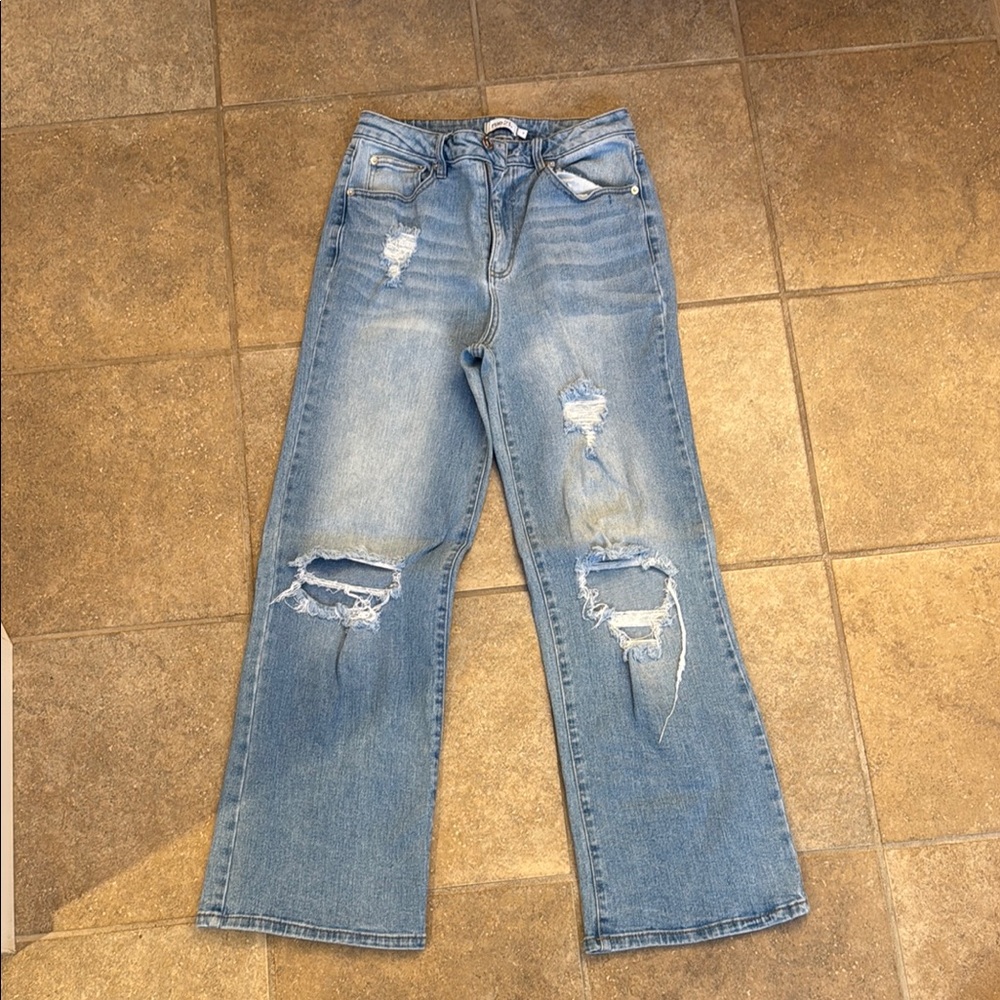 Women's Blue Distressed mom jeans